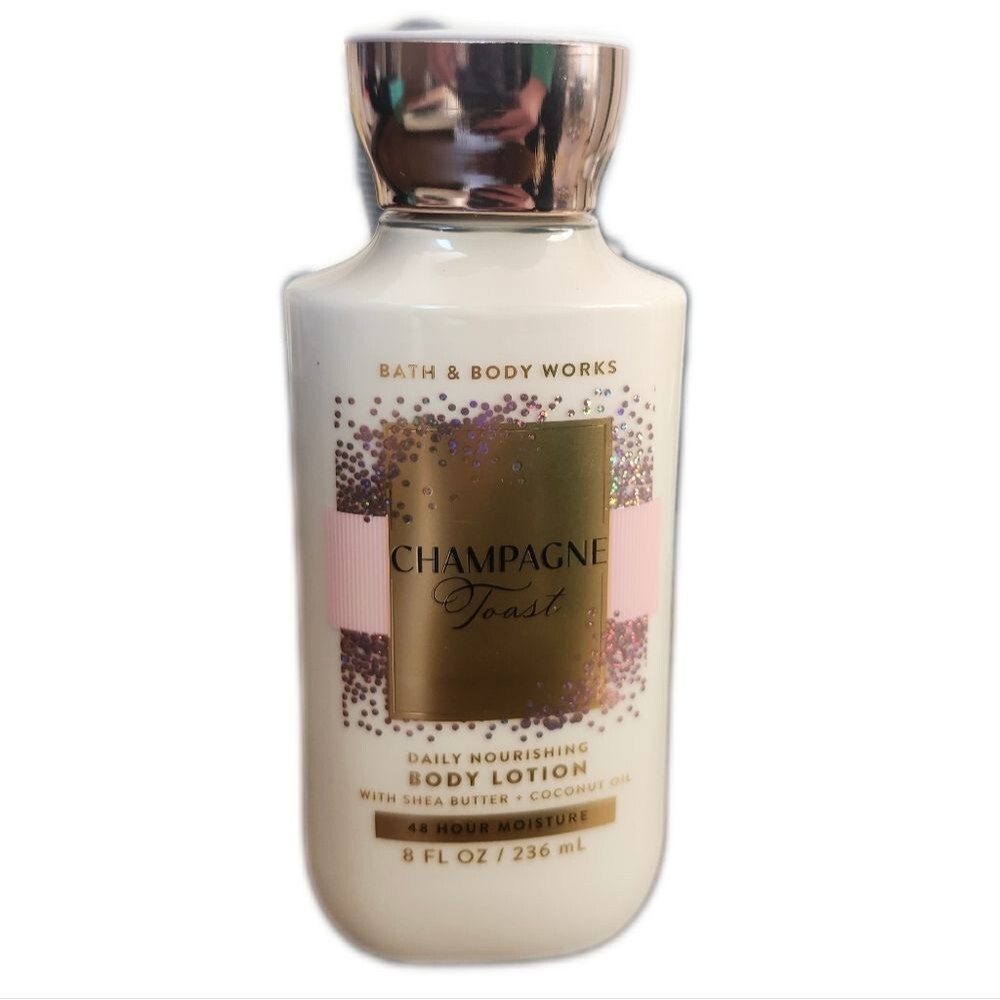 Bath & Body Works Champagne Toast Daily Nourishing Body Lotion, 8 Oz